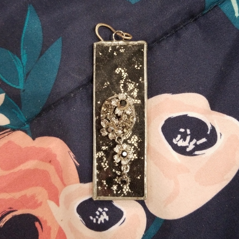 Pendant